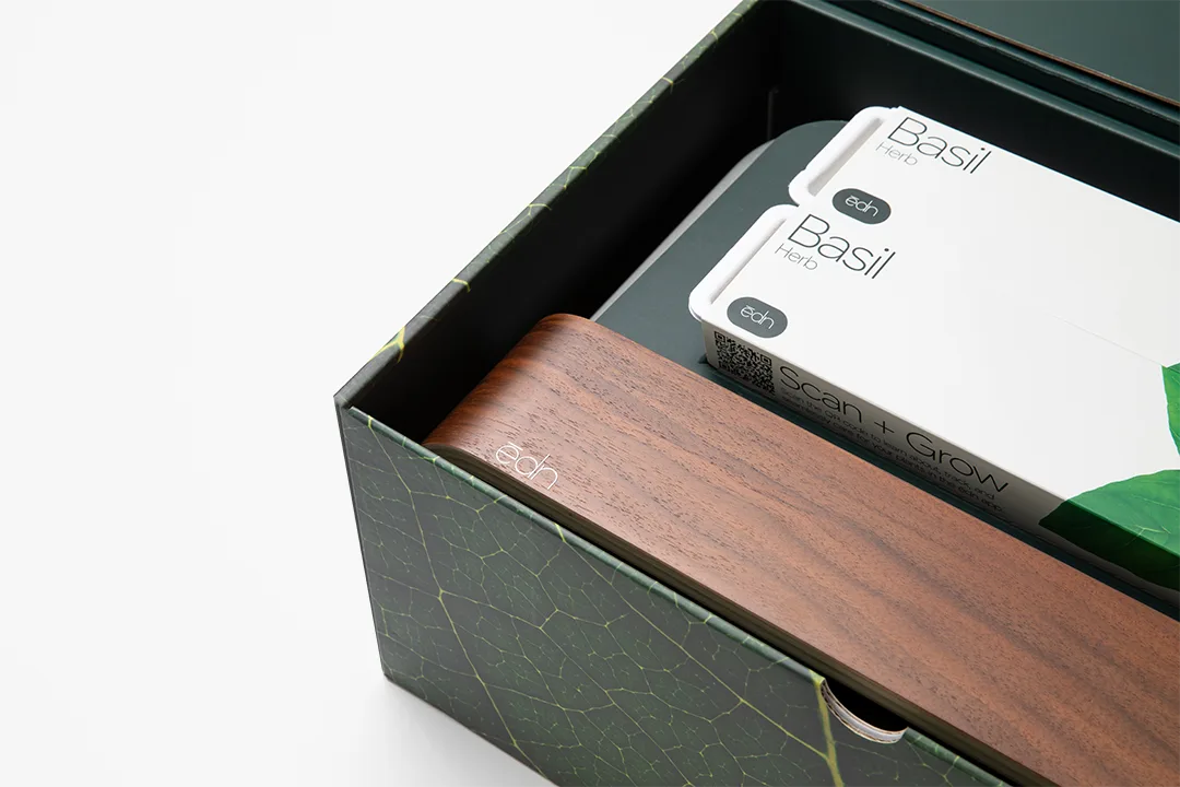 SmallGarden packaging closeup